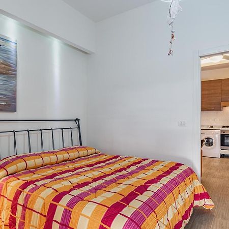 Naxos Bay Flat With Terrace 50 Meters From The Sea Apartment Giardini Naxos Bagian luar foto